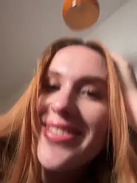 ChiaraVelvet - stand up and stream 5 min💦💦