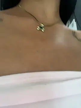 LuxeBrunetteXXX - FUCK MY PUSSY WITH DILDO AT CLEAN WORK🤫