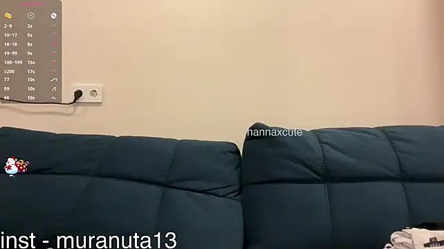 Tinykisa - Handbra (next squeeze tits)