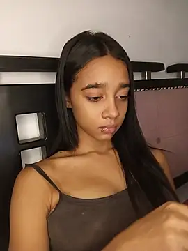Zoe_Sweett18 - naked +tits show