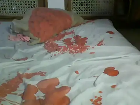 Goldy_petite - twerk
