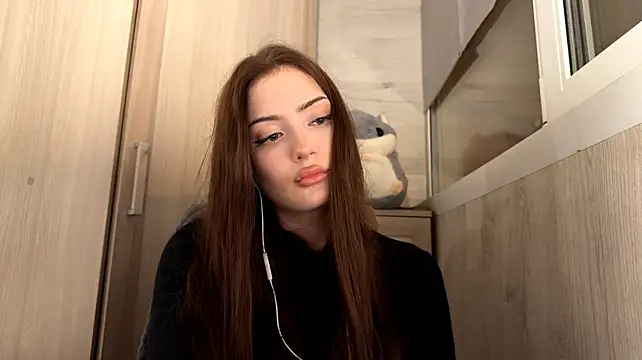 EveMattie - tease with hair