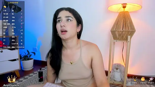 Anya_Volkov - flash nude