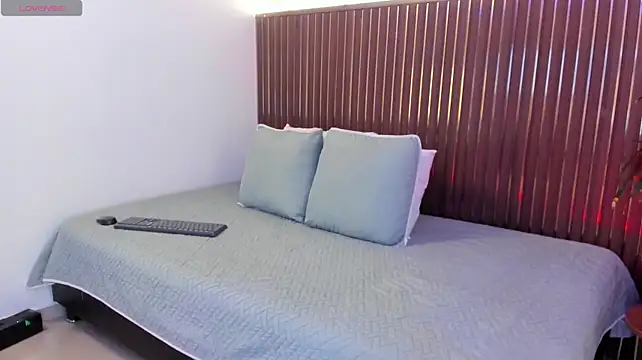 HoneyMilf_ - 10 x pussy spank with dildo