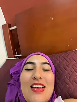 Malika_Noor - Legs wide open❤️‍🔥