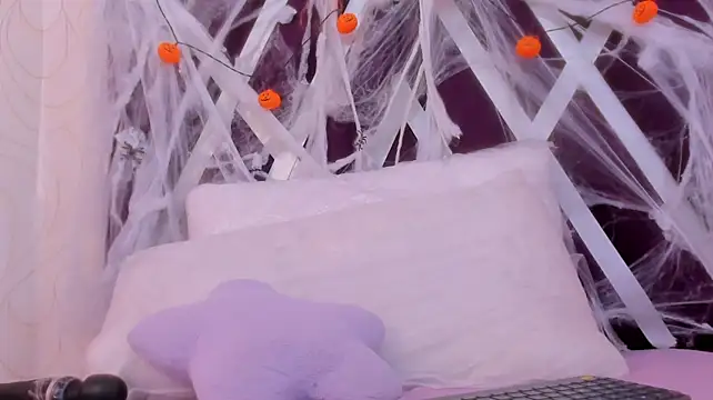 Skysaenz - play boobs + 1 min control