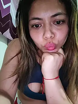Catalina_14 - Taking off your bra in public 🔥