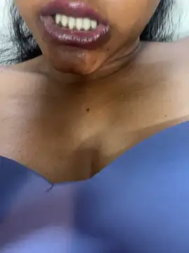 Sheela__x - enjoy my show with erotic masti