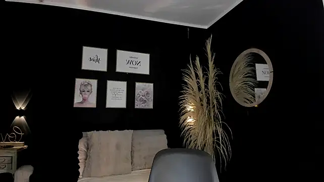 April_se - Slide fingers on my pussy, tease