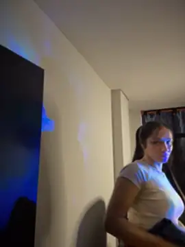 Isabella-Teen - Flash Tits🍒