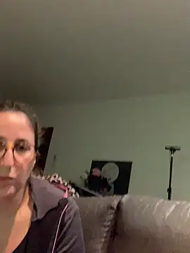 Maya_Brooke - Chupar dildo 🍆💦👅