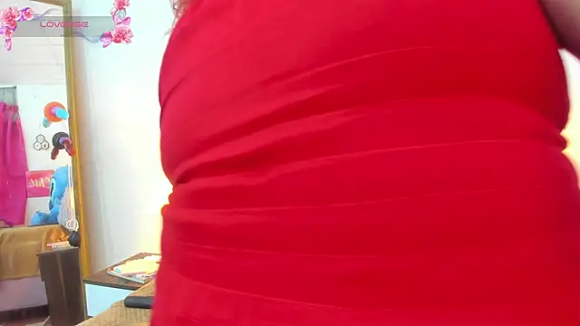 Isabela_molina - show ass +finger up the ass