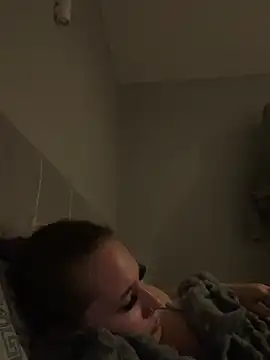 Poppylooloo - Spread legs slap pussy