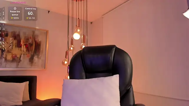 GiannaWatson - dildo inside