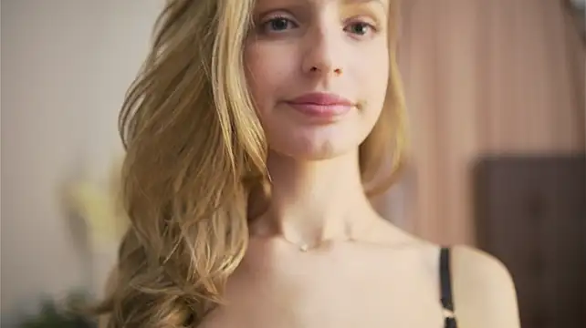 FayeLivingston - change into sexy lingerie