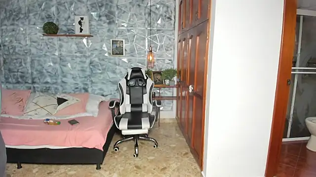 _sashalove - ride dildo + squirt