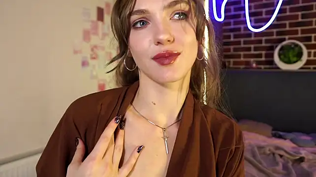 MarielRoloson - stroke my neck
