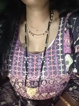 Sexyradha_