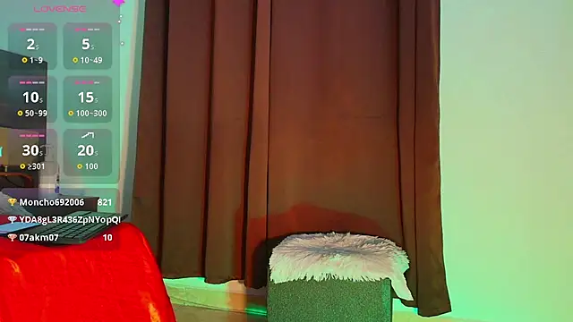 Mila_cams1_