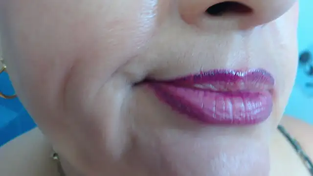 Kerly_Doll - ride my toy zoo pussy