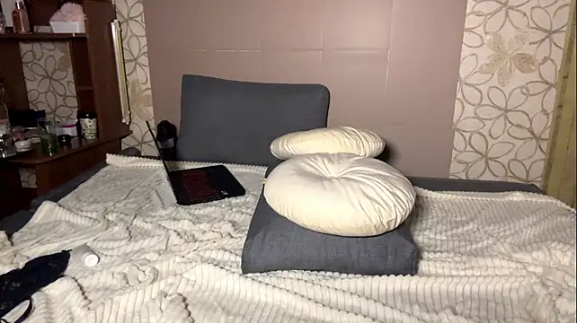 Rosa_mike1 - MASSAGE TITS CLOSE CAM!! :3