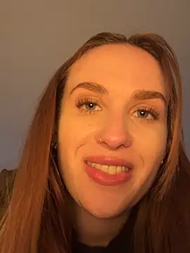 ChiaraVelvet - Flash boobs for 3 min🍒