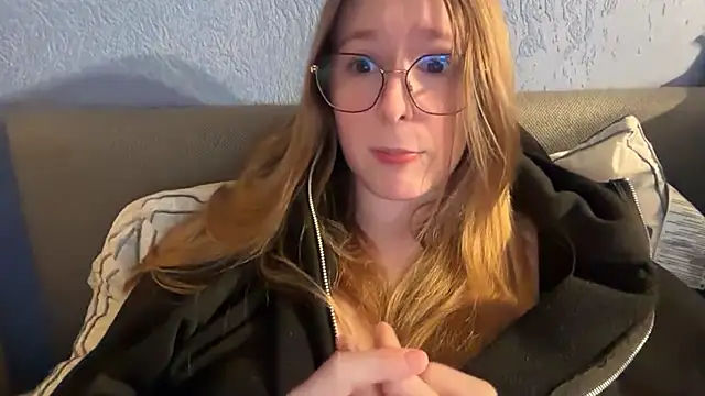 Thepretiestgirlhere - fais moi vibrer 5 minutes/ vibrate for 5