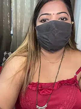 Lovely-Geet - BOOBS OILING😘😘