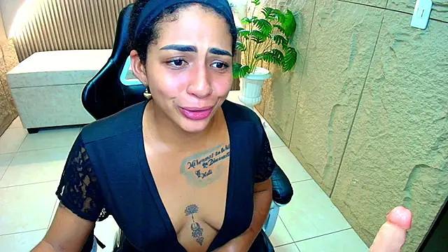 Tiffany__r - SHOW ASS + OIL