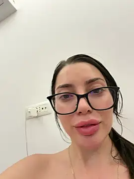 MyaSplash - Make my neighbours HEAR ME😝😝💦💦💦