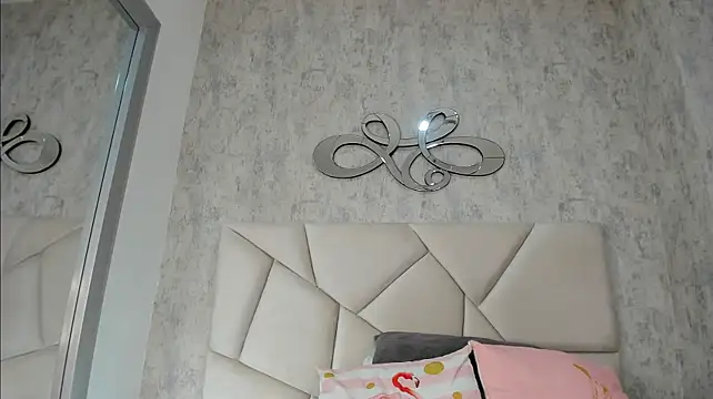 Amythyst_violet - Finger in Pussy 5min