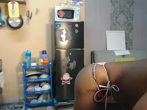 Hella254 - My birthday is on 18th, squirt & cum