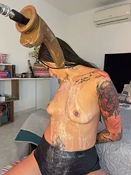 ValentinaBianchi - slaps hard face and spit milk