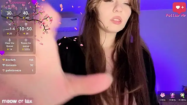 Lunar_Bunny - show boobs
