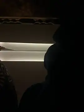 SkinnyLilly - 🖤 GET FULL NAKED + FINGER PUSSY