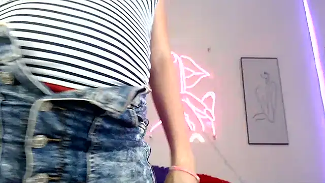 Rihana14 - 🤤 Mount Dildo and being a squirting 🤤