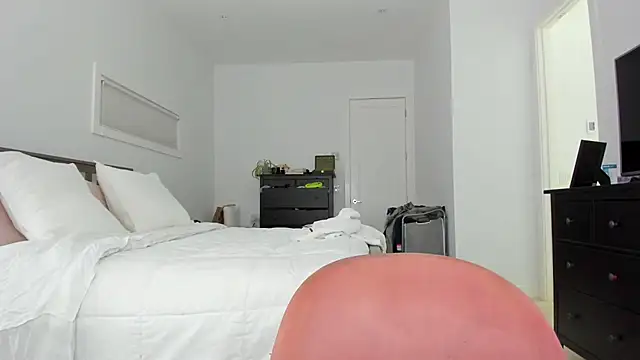 Kymmmy - naked show