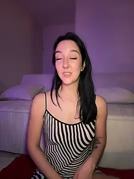 RealJuliette - ✨ TIP 50TK OR MORE TO GET A CRAZY GIFT ✨