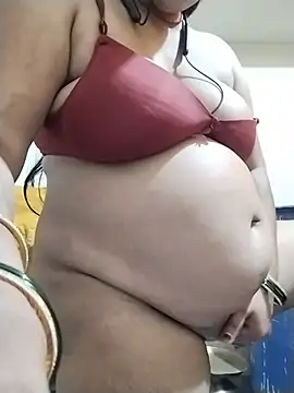 Lovely__Pinki