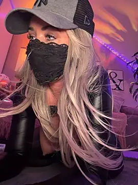 Fairyxbella - squirt show - last tip wins 5 vids 💦