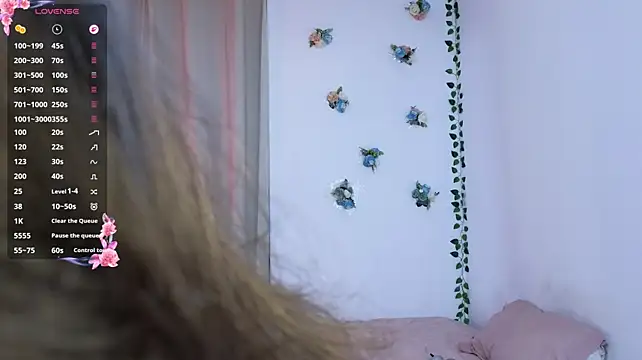 LumiNika - slap my ass