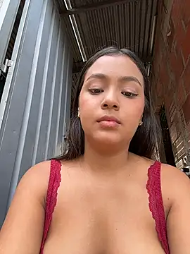 Baby_morena12 - Big squirt in my virgin pussy