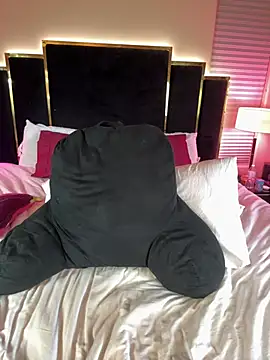 KarissaChantelle - Sit My Pretty Pussy On Ur Face