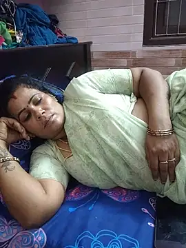 Tamilaruvi