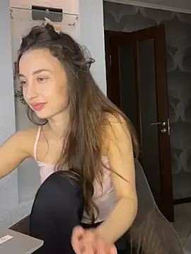 Polli_Kiss - undress me completely and make me cum