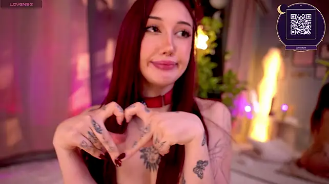 SayLunaa - STICK DILDO TO MIRROR&FUCK MYSELF!