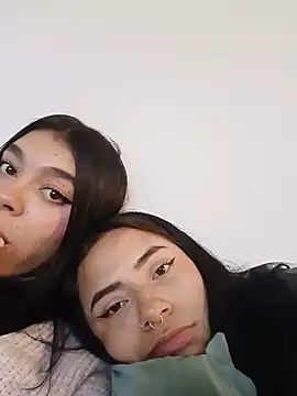 Ivyy_sweet_ - Show ass + spank