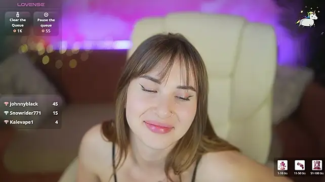 JennyyLuv - Make my ass red.
