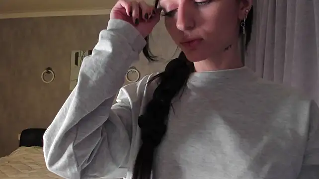 Karinisse - Messy cumshow??? :3