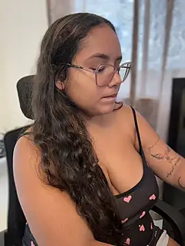 CurlyGirl_1 - Nipple clamp